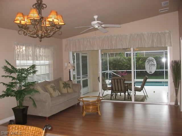 3222 Barbados Ln., Naples, FL