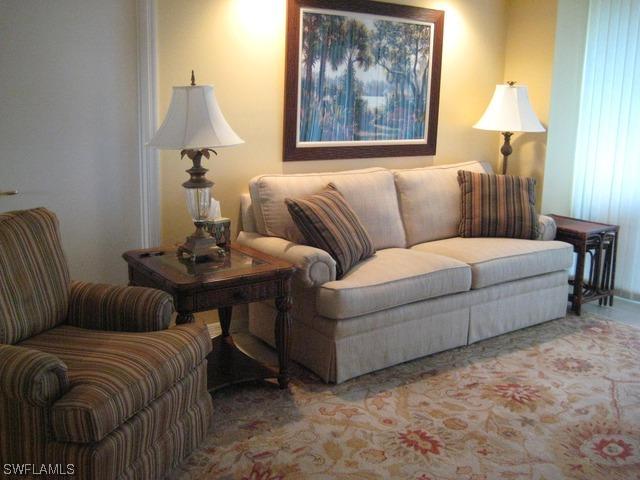 6825 Grenadier Blvd. #404, Naples, FL