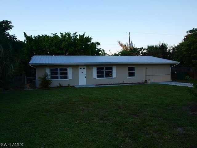 2653 Van Buren Ave., Naples, FL