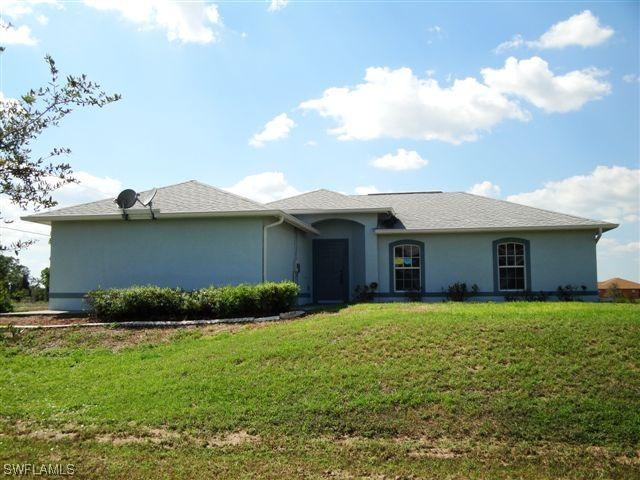 3025 43rd Ave., Naples, FL 34120