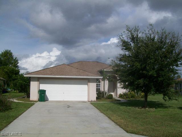 725 Meyer Dr., Naples, FL