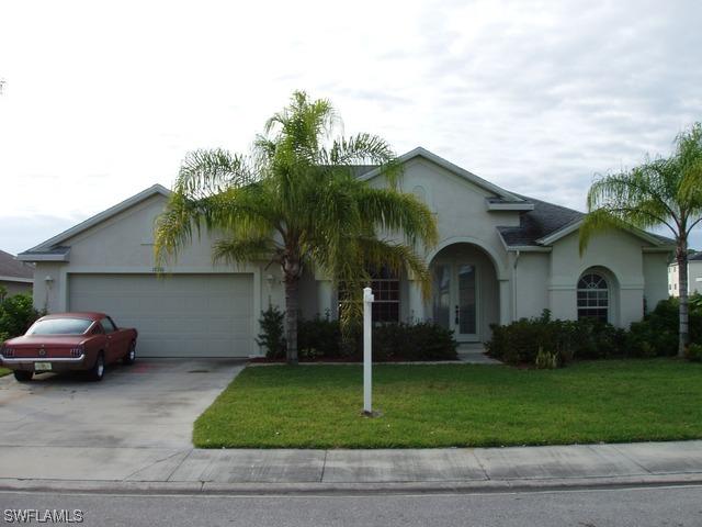 18310 Plumbago Ct., Lehigh Acres, FL 33972