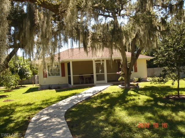 4273 Tarpon Ave., Bonita Springs, FL 34134