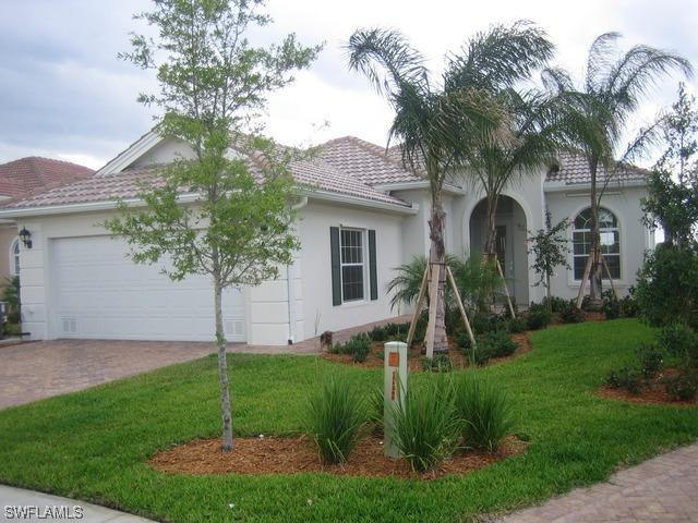 2230 Heydon Cir., Naples, FL 34120