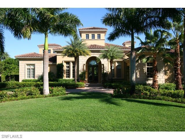 2944 Bellflower Ln., Naples, FL 34105