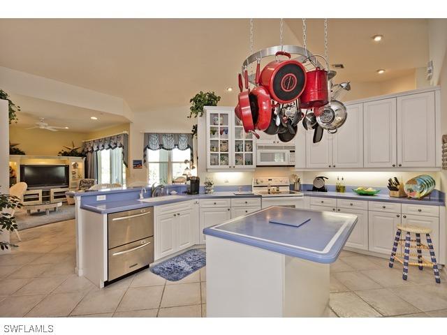 7045 Sugar Magnolia Cir., Naples, FL