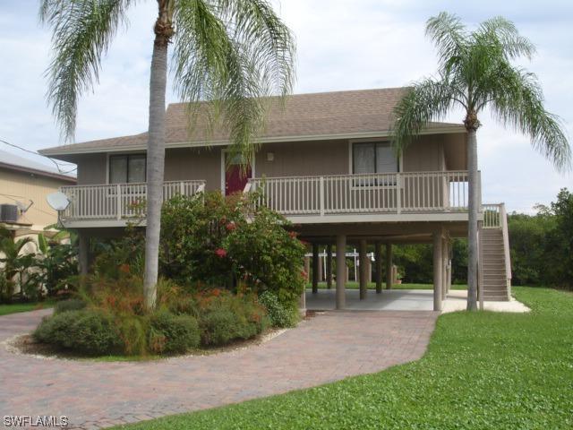 1286 Grand Canal Dr., Naples, FL 34110