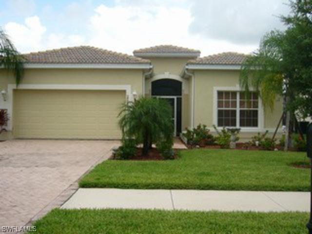 2746 Inlet Cove Ln., Naples, FL 34120