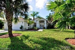 290 Sawgrass Ct., Naples, FL 34110