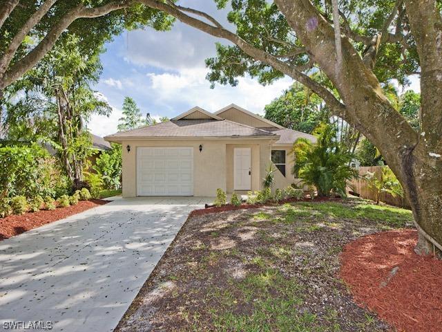 608 98th Ave., Naples, FL