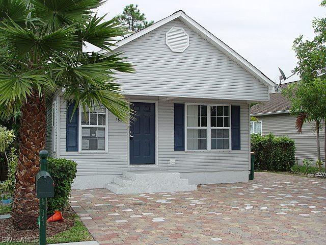 182 Leawood Cir., Naples, FL