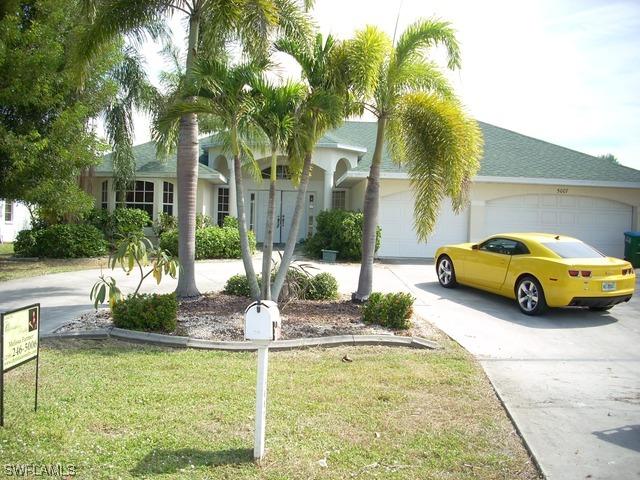 5007 11th Ct., Cape Coral, FL 33914