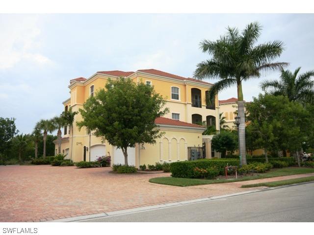 1478 Borghese Ln. #301, Naples, FL 34114