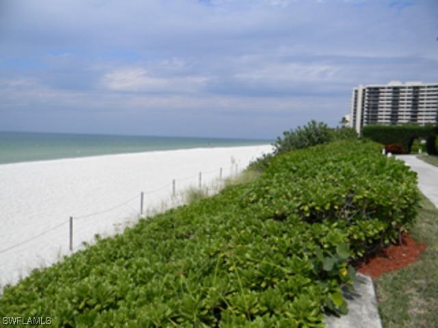 3951 Gulf Shore Blvd. #305, Naples, FL