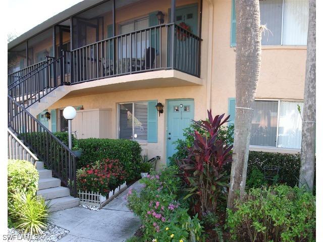 3836 Snowflake Ln., Naples, FL