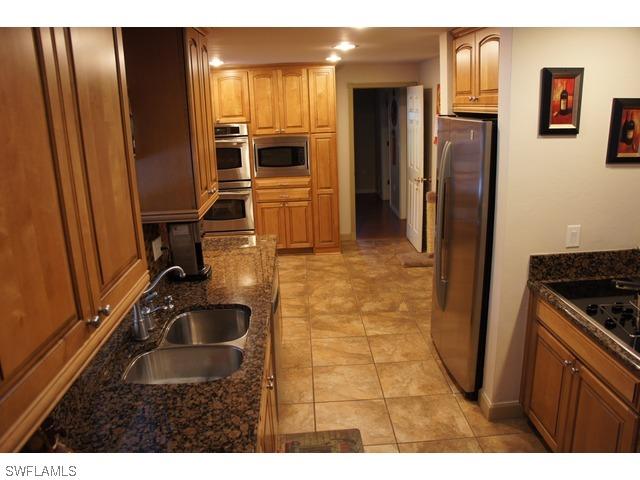 2665 Outrigger Ln., Naples, FL