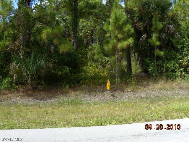 2575 Desoto Blvd., Naples, FL 34117