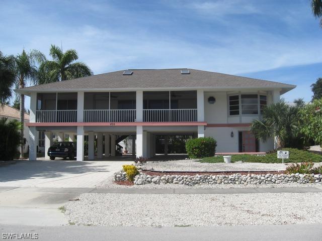 832 Swan Dr., Marco Island, FL 34145