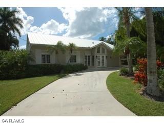 628 21st Ave., Naples, FL 34102