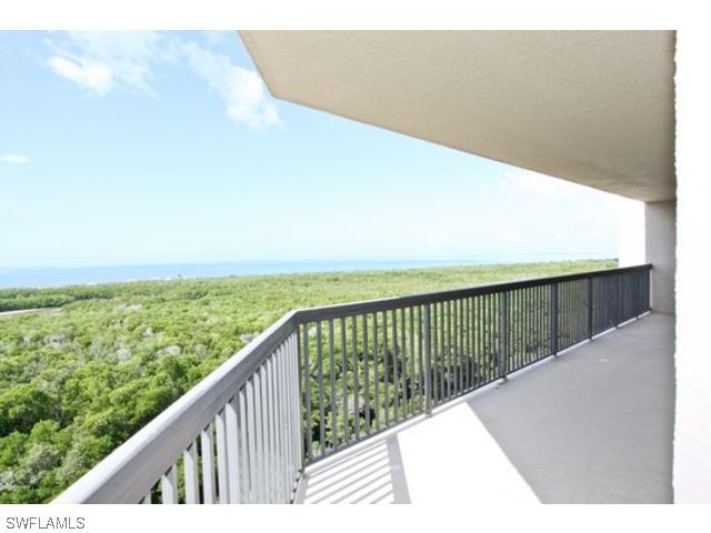 6075 Pelican Bay Blvd. #1001, Naples, FL 34108