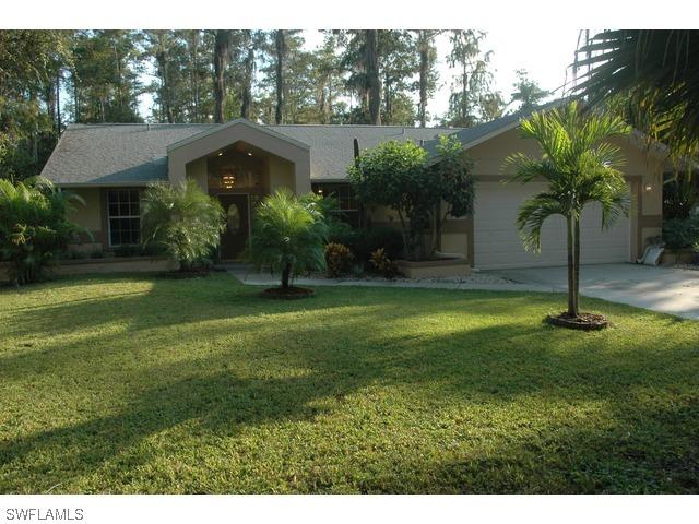 5330 Cherry Wood Dr., Naples, FL