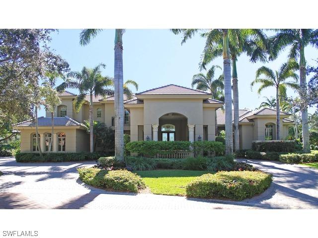 9976 Brassie Bend Dr., Naples, FL 34108