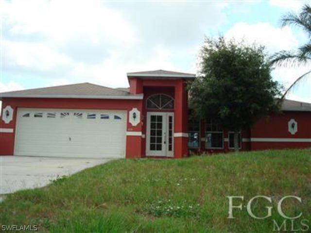 18209 Lee Rd., Fort Myers, FL