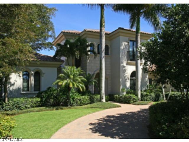 1609 Chinaberry Way, Naples, FL 34105