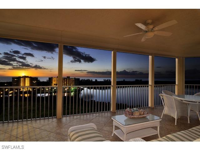 295 Grande Way #1103, Naples, FL 34110