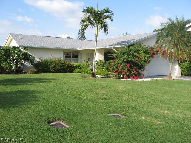 4598 Eagle Key Cir., Naples, FL 34112