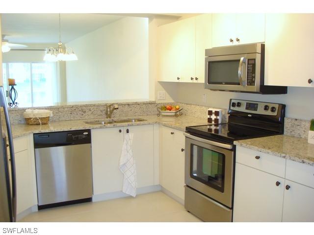 7814 Great Heron Way #101, Naples, FL 34104