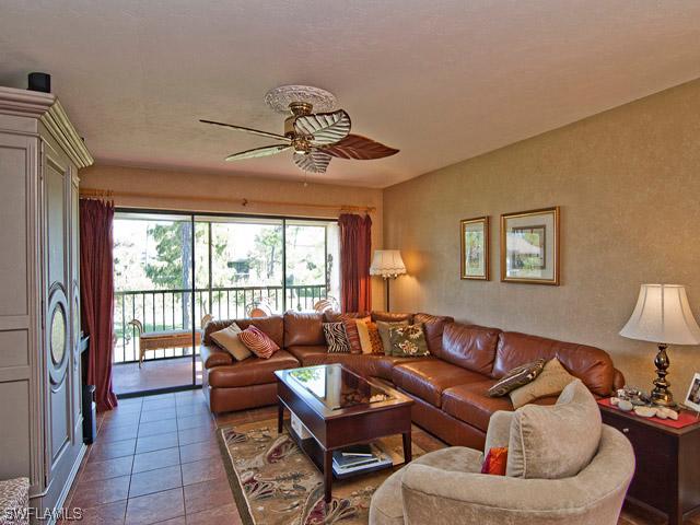 1220 Commonwealth Cir. #206, Naples, FL