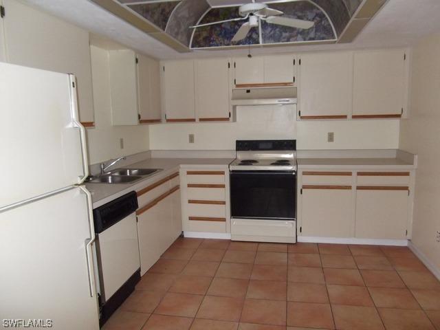 12275 Londonderry Ln., Bonita Springs, FL 34135