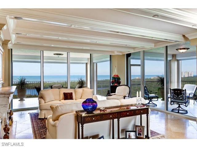 6597 Nicholas Blvd. #1506, Naples, FL