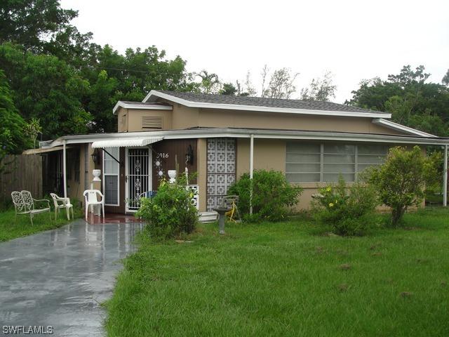 3016 Linwood Ave., Naples, FL 34112