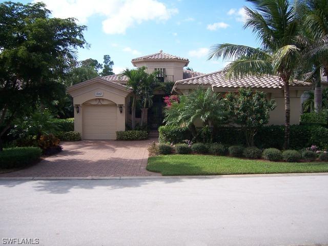 18202 Lagos Way, Naples, FL 34110