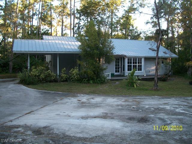 6780 Bottlebrush Ln., Naples, FL