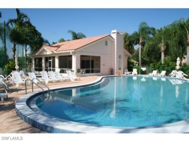 628 Woodshire Ln. #7, Naples, FL