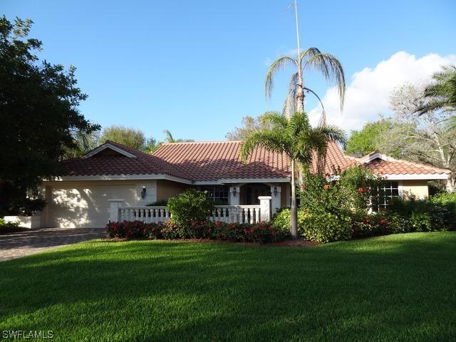 190 Monterey Dr., Naples, FL 34119