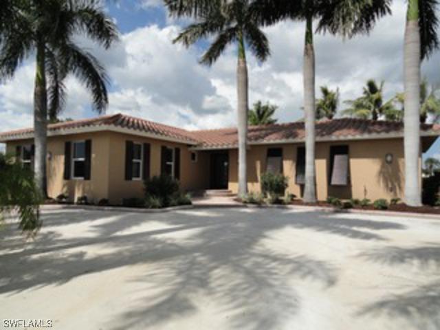 913 N Barfield Dr., Marco Island, FL 34145