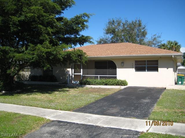 3438 Corana Way, Naples, FL 34105