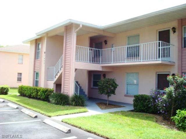 1462 Churchill Cir. #203, Naples, FL 34116