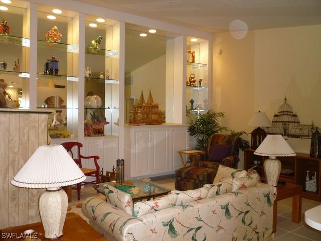 4295 Redonda Ln., Naples, FL