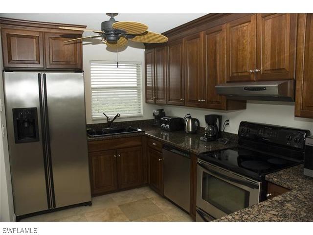 37 High Point Cir. #509, Naples, FL 34103