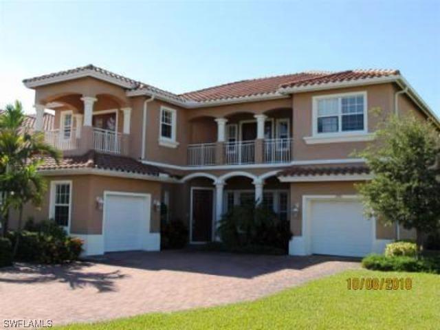 1990 Par Dr., Naples, FL 34120