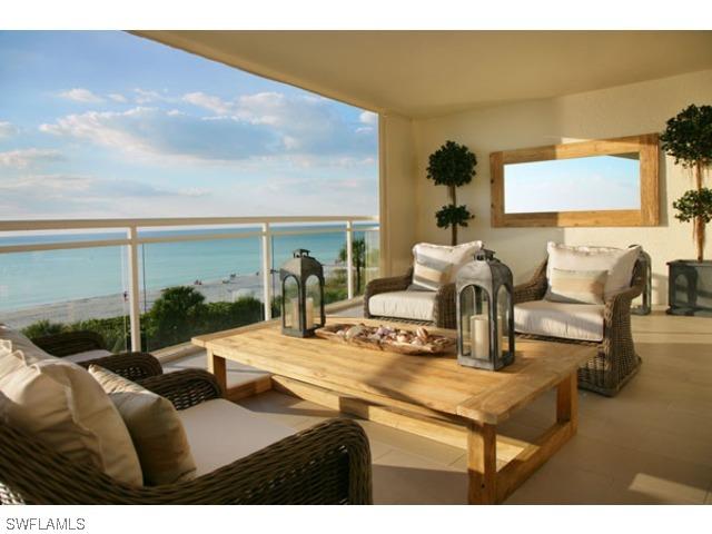 11125 Gulf Shore Dr. #304, Naples, FL 34108