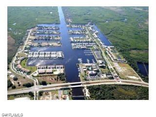 212 Cays Dr., Naples, FL