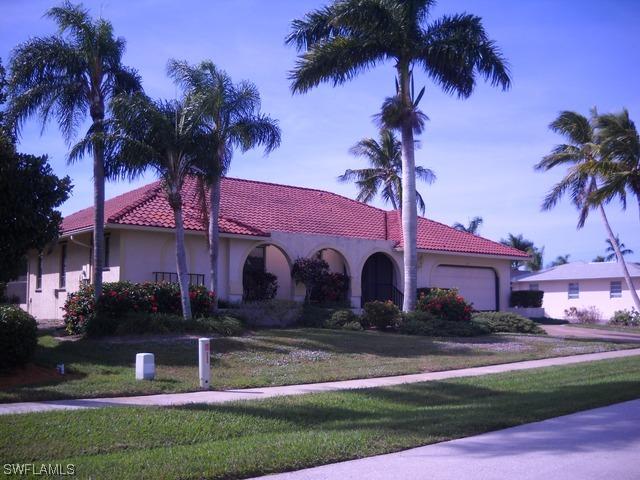 284 Polynesia Ct., Marco Island, FL 34145