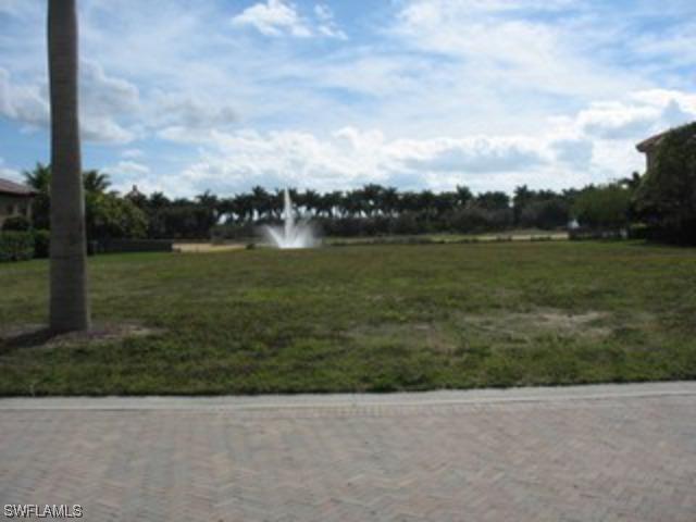 2550 Escada Ct., Naples, FL 34109