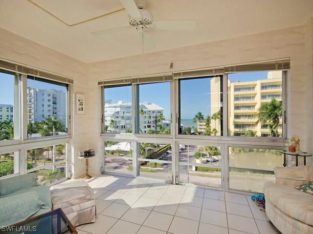 1900 Gulf Shore Blvd. #401, Naples, FL 34102